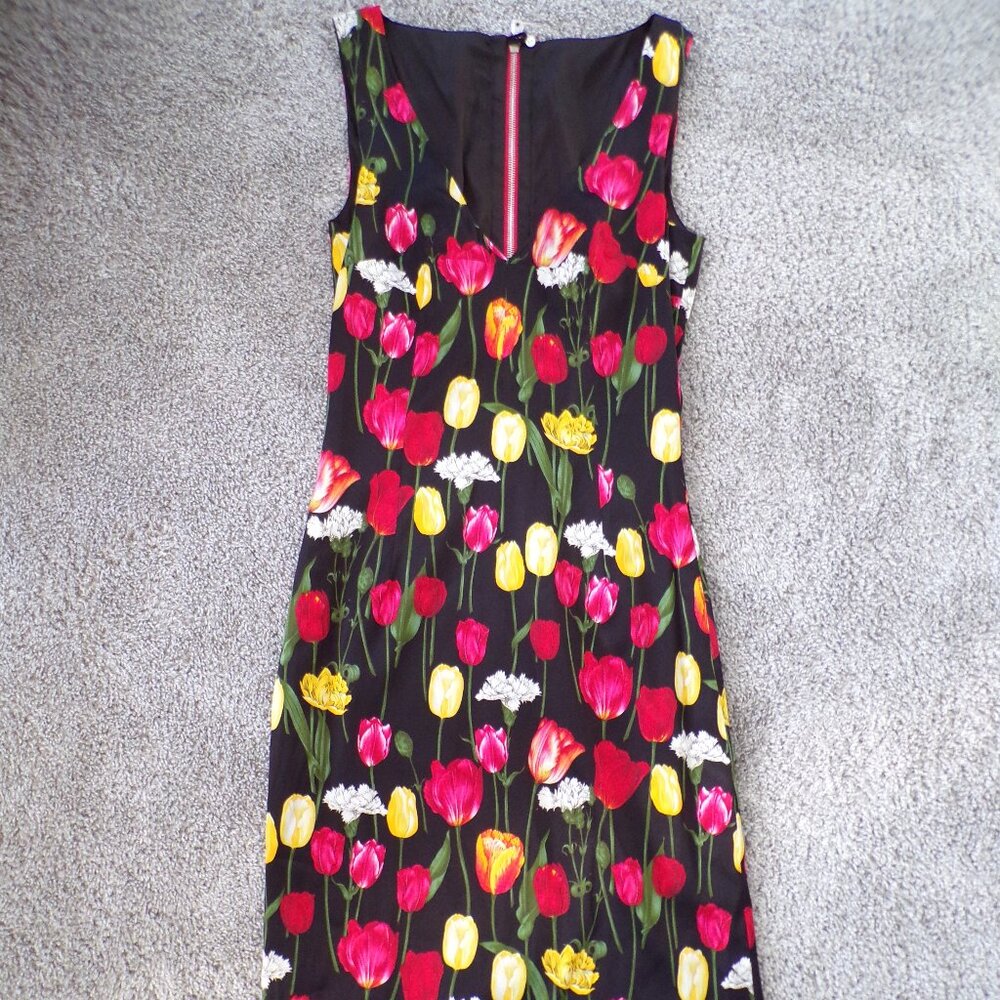 NWOT Dolce and Gabanna Red floral tulip print pencil dress 40/S Summer - Picture 3 of 14